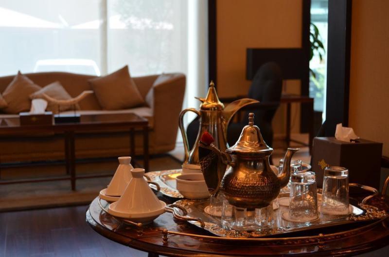 Zara Continental Hotel El-Huber Dış mekan fotoğraf