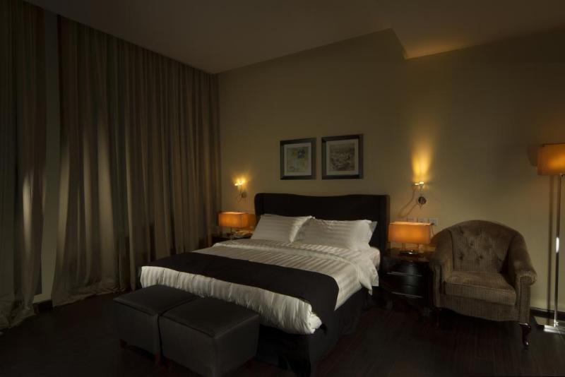 Zara Continental Hotel El-Huber Dış mekan fotoğraf
